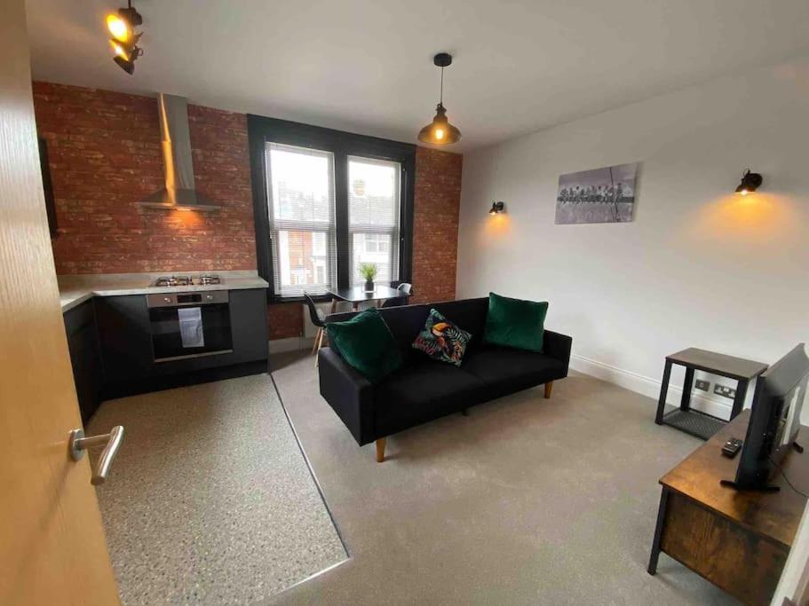 Ferienwohnung 1 Bed Flat With Parking Near Town Centre Emsworth Exterior foto